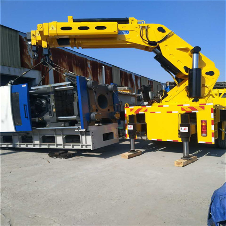 惠州 大吨位折臂吊出租费用解析：一小时租赁多少钱