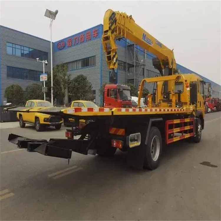 惠州附近小随车吊出租电话，轻松解决搬运烦恼